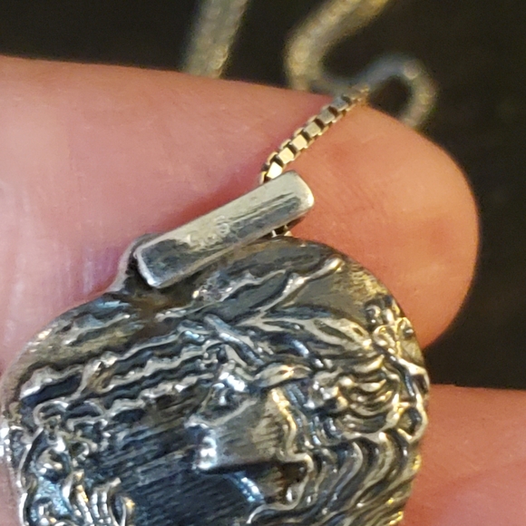 Vintage Sterling Silver Art Nouveau Repousse Heart Pendant - Picture 2 of 6